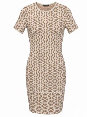 ALEXANDER MCQUEEN WHITE / NUDE SHORT SLEEVED FITTED PATTERNED KNIT DRESS